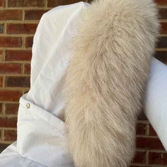 Vintage 1988 Obermeyer asymmetrical down ski jacket with fox fur hood - Picture 5 of 12